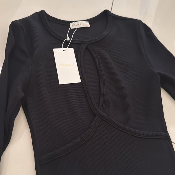Kookai Australia ribbed keyhole dress. - Picture 2 of 5